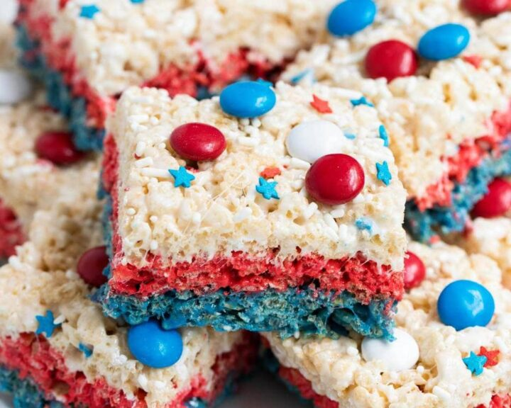 20+ Red, White and Blue Dessert Recipes For Patriotic Parties!