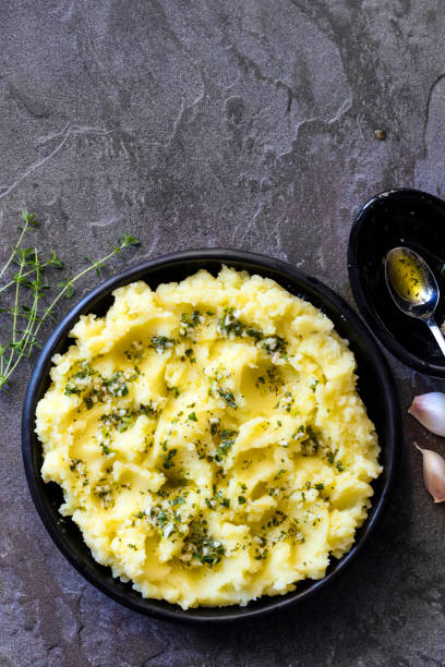 Mashed Potatoes with Garlic and Herbs | Thanksgiving sides