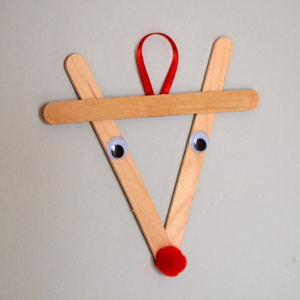 popsicle stick reindeer ornament christmas craft with popsicle sticks