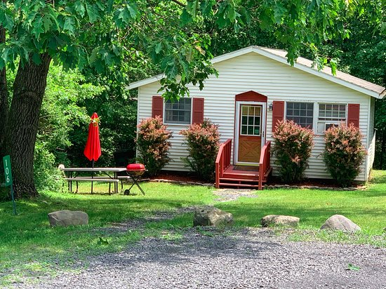 Echo Valley Cottages | Pet Friendly Hotels in the Poconos