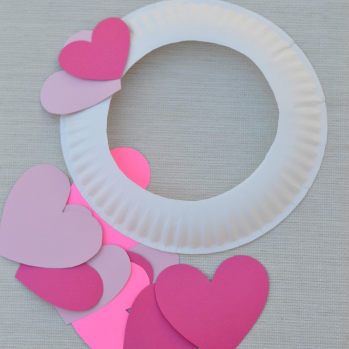 valentines day craft for preschoolers heart shaped wreath