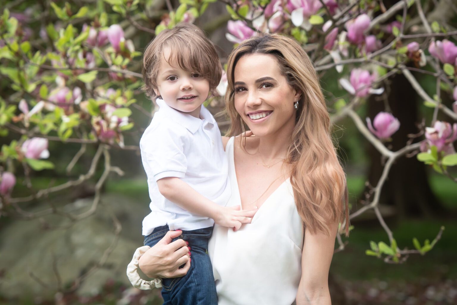 100 Affirmations for Moms To Make You Feel Empowered