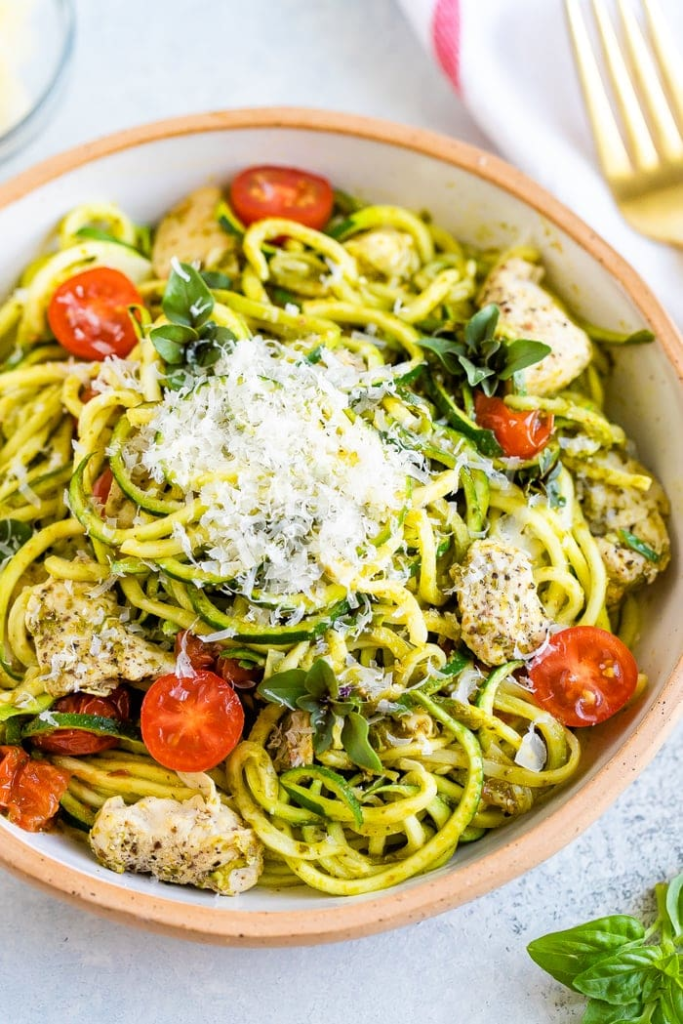 low sodium chicken and zucchini pasta